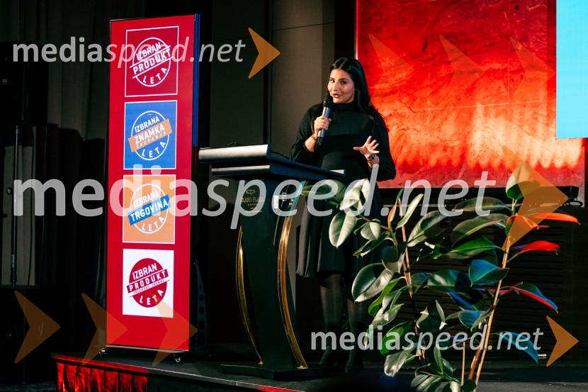  Farah  Driouich, strokovnjakinja digitalnega marketingaIzbran produkt leta 2025, podelitev priznanj