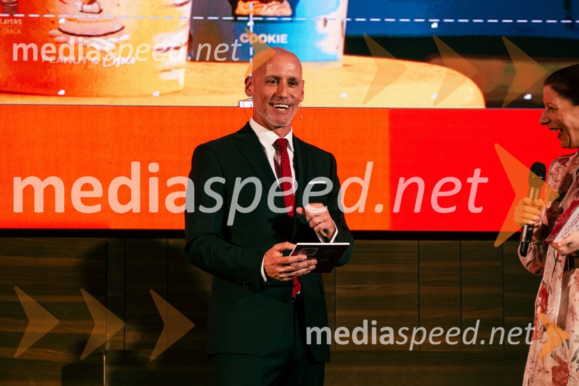  Peter Poles, televizijski voditeljIzbran produkt leta 2025, podelitev priznanj