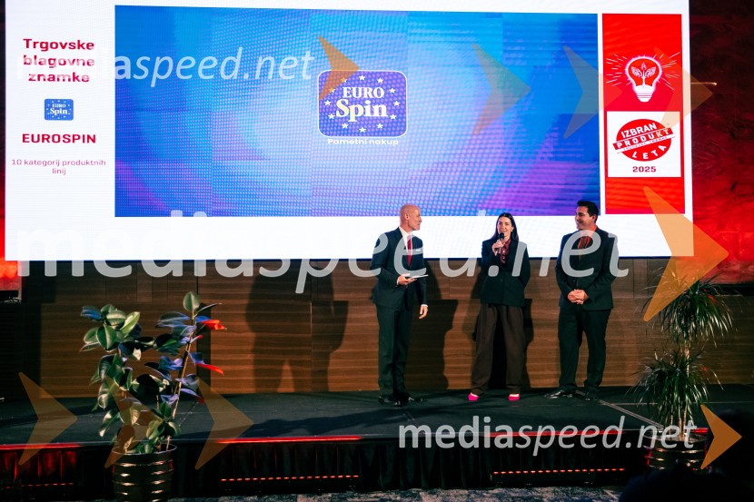  Peter Poles, televizijski voditelj;  Natalija Pagon, vodja marketinga Eurospin Eko;  Jure  Kumljanc, specialist za digitalni marketing in dogodke, Eurospin eko d.o.o.Izbran produkt leta 2025, podelitev priznanj