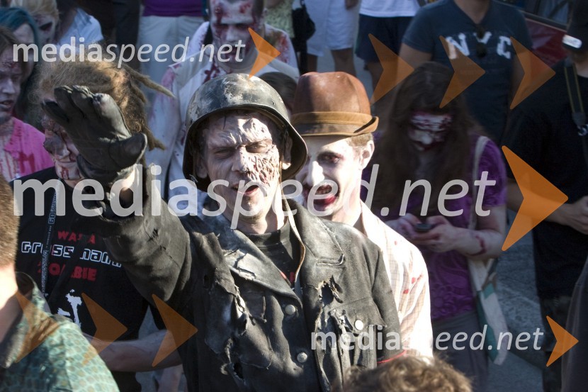 Tomaž Horvat, programski direktor Grossmannovega festivala, Zombie walk na Grossmannovem festivaluGrossmannov festival filma in vina, zaključek