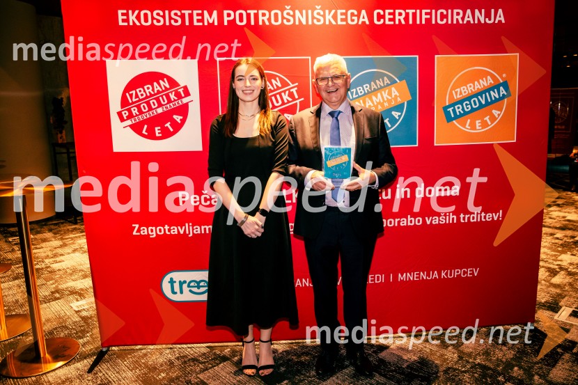  ... ;  Alan Kavčič, predstavnik za odnose z javnostmi SNG MariborIzbran produkt leta 2025, podelitev priznanj