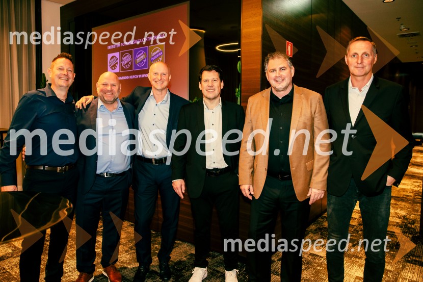  ... ;  ... ;  ... ;  ... ;  Gregor  Dolenc, direktor podjetja POY Adria;  ... Izbran produkt leta 2025, podelitev priznanj