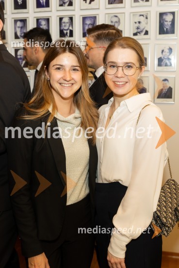  Tadeja Urbas, štipendistka Fundacije Parus, The Graduate Institute, Geneva;  Hana Šerbec, štipendistka Fundacije Parus, University of CambridgeSrečanje Alumni kluba Fundacije Parus 2025