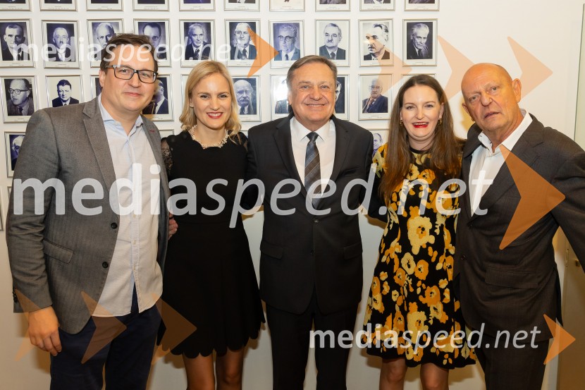  ... ;  Katarina Mervič, Odvetniška pisarna Senica & partnerji, d.o.o;  Zoran Janković, župan, Mestna občina Ljubljana;  Maruša Senica, Odvetniška pisarna Senica & partnerji, d.o.o;  Miro Senica, odvetnikSrečanje Alumni kluba Fundacije Parus 2025