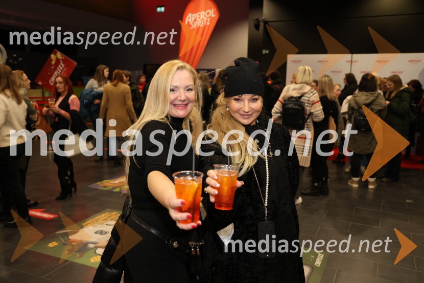  ... ;  Nika  Čukur,  ShowRoom eventsLadies Night filma Bridget Jones v Cineplexxu