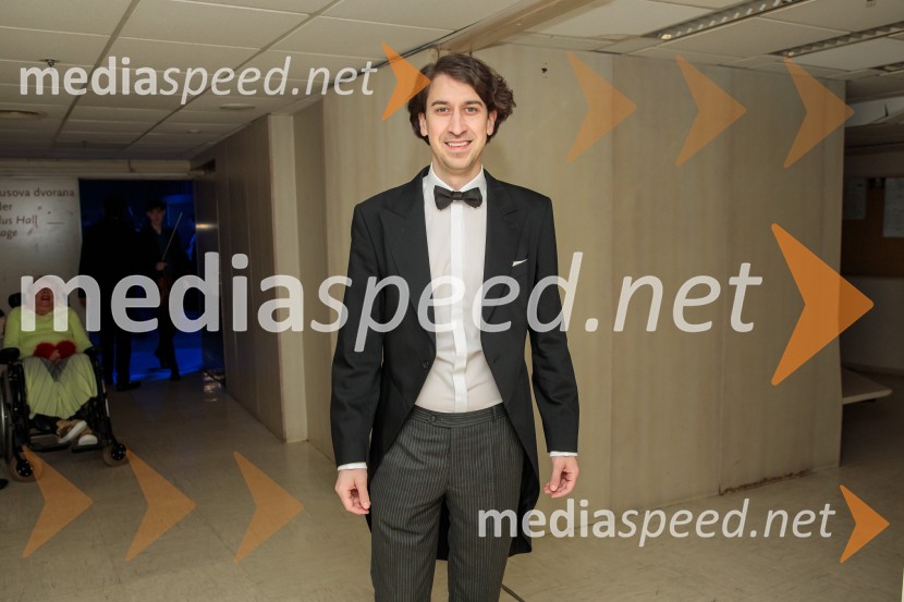  Matija Krečič, violinist in skadatelj, Momento CiganoMagnifico koncert