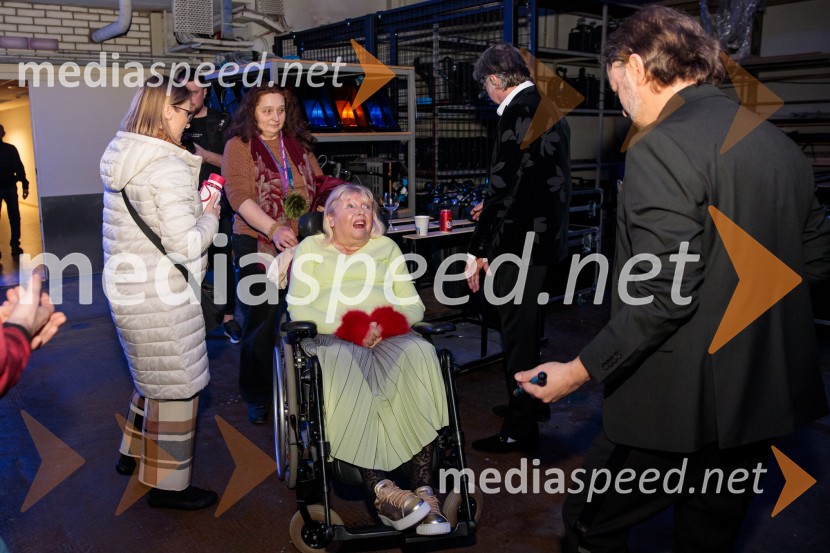  Barbara Pešut, pisateljica, pesnica;  Robert Pešut - Magnifico, glasbenik;  Aleksandar Pešut, Schatzi, glasbeni producentMagnifico koncert