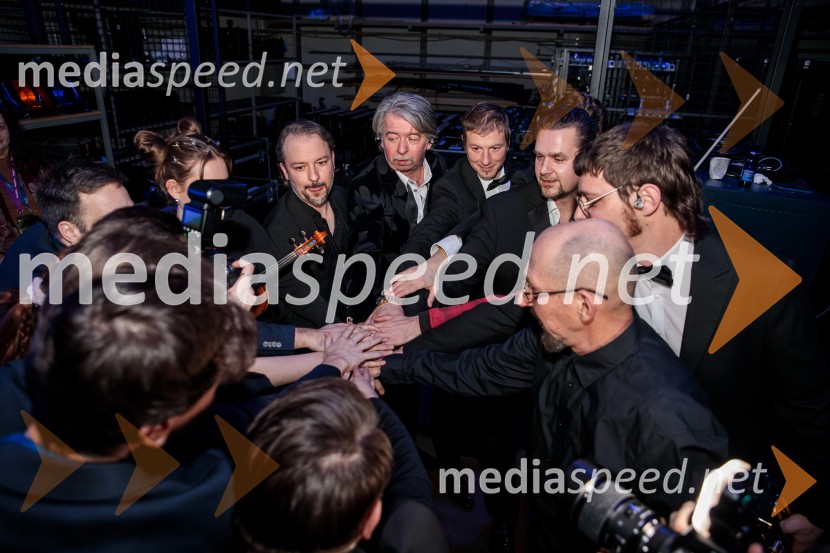  Aleksandar Pešut, Schatzi, glasbeni producent;  Robert Pešut - Magnifico, glasbenik;  Jan Gregorka, glasbenik, skupina Magnifico;  Matej Kužel, glasbenik, Momento Cigano;  Luka Ipavec, glasbenik, skupina ManoucheMagnifico koncert