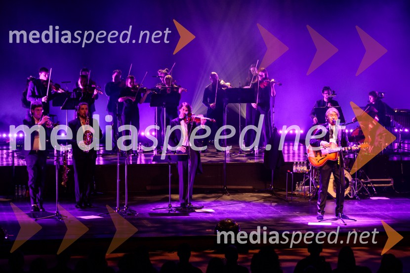  Luka Ipavec, glasbenik, skupina Manouche;  Matej Kužel, glasbenik, Momento Cigano;  Matija Krečič, violinist in skadatelj, Momento Cigano;  Robert Pešut - Magnifico, glasbenikMagnifico koncert