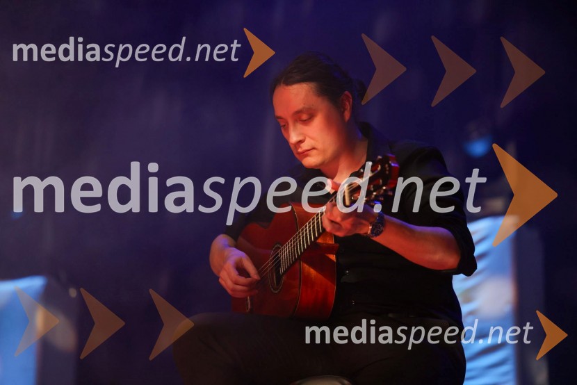 Uroš in Tjaša Steklasa zaključila turnejo Babyshower