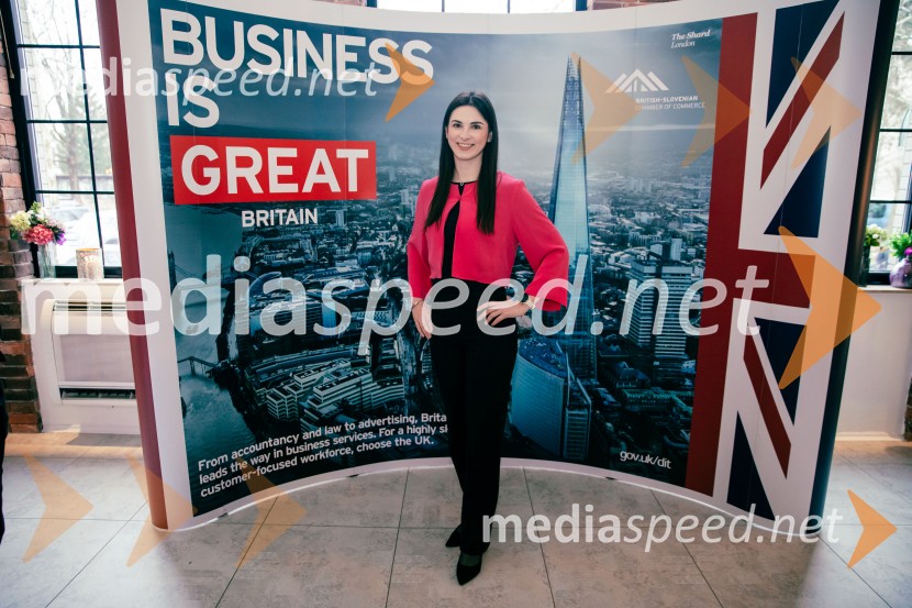  Tara Pleško, Britansko-slovenska gospodarska zbornicaČaj z razlogom: Reševanje kadrovske sestavljanke v Sloveniji