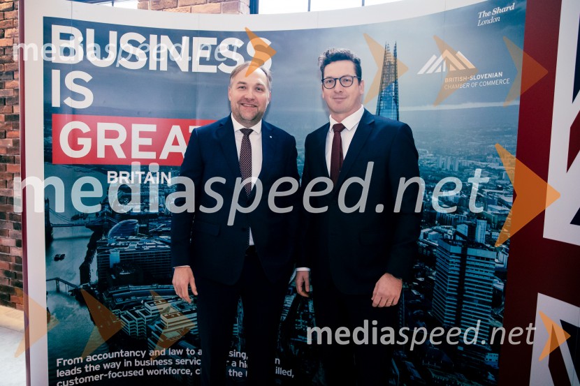 Čaj z razlogom: Reševanje kadrovske sestavljanke v Sloveniji