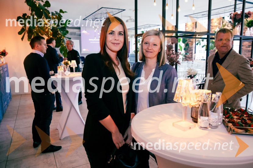 Čaj z razlogom: Reševanje kadrovske sestavljanke v Sloveniji