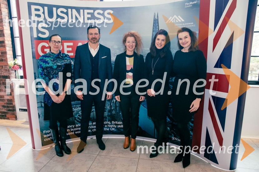 Čaj z razlogom: Reševanje kadrovske sestavljanke v Sloveniji