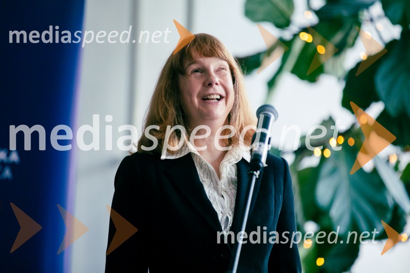  Victoria Harrison, britanska veleposlanica v SlovenijiČaj z razlogom: Reševanje kadrovske sestavljanke v Sloveniji