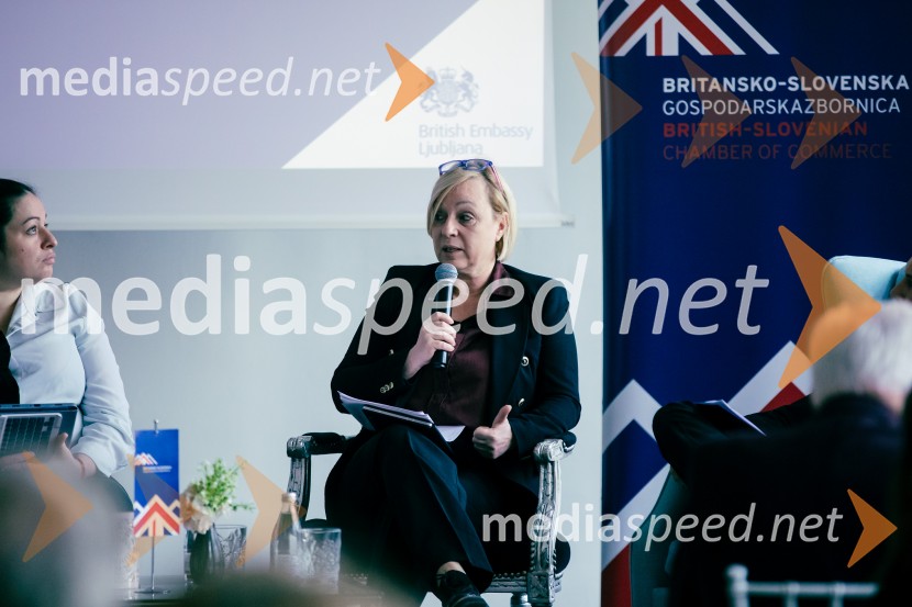 Čaj z razlogom: Reševanje kadrovske sestavljanke v Sloveniji