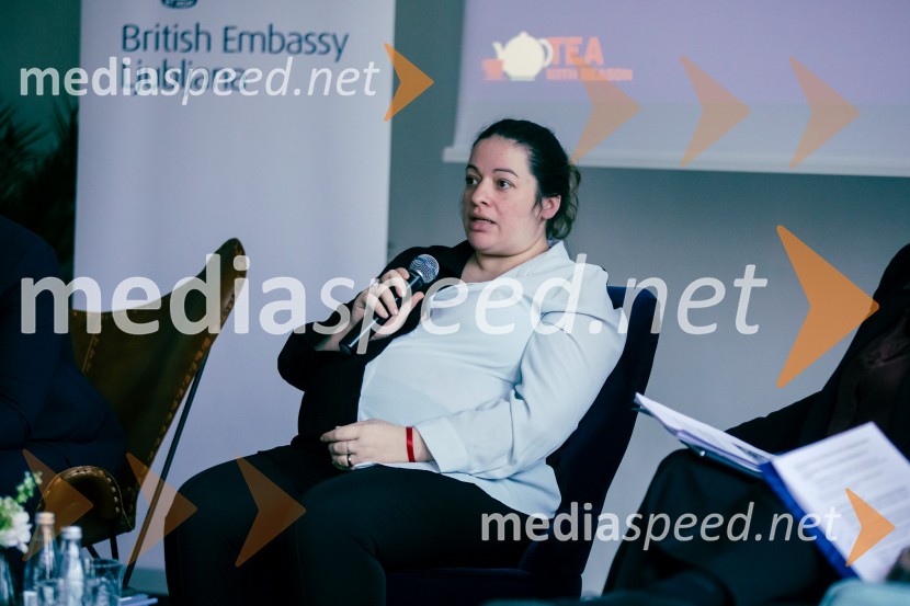 Čaj z razlogom: Reševanje kadrovske sestavljanke v Sloveniji