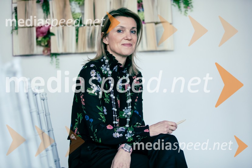  Barbara Uranjek, direktorica, Britansko-slovenska gospodarska zbornicaČaj z razlogom: Reševanje kadrovske sestavljanke v Sloveniji