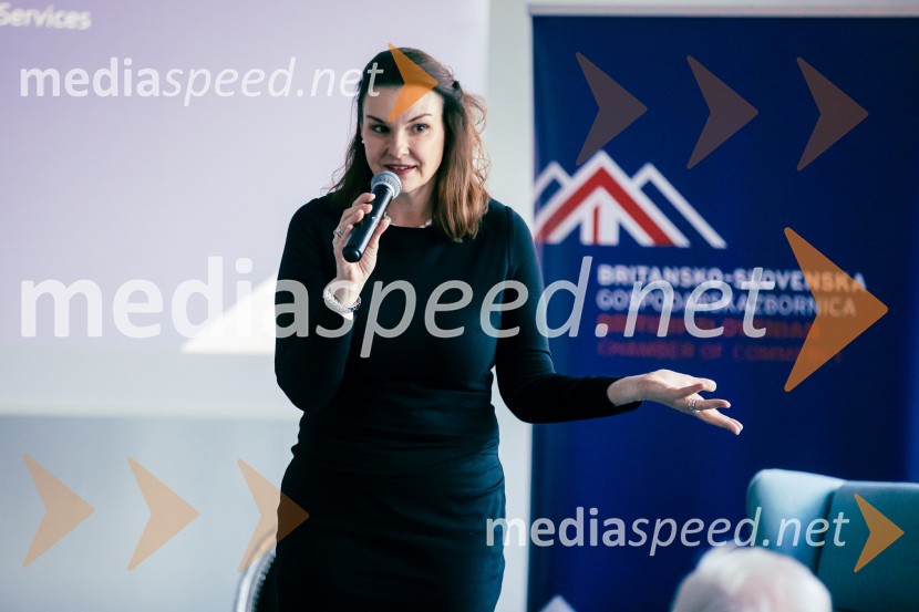 Čaj z razlogom: Reševanje kadrovske sestavljanke v Sloveniji