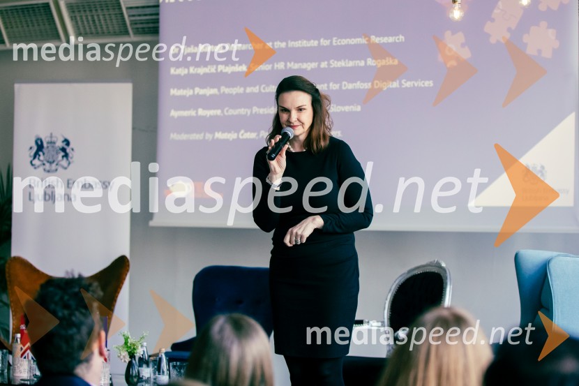 Čaj z razlogom: Reševanje kadrovske sestavljanke v Sloveniji