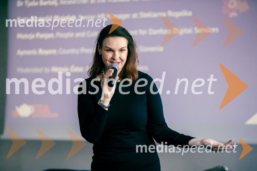 Čaj z razlogom: Reševanje kadrovske sestavljanke v Sloveniji