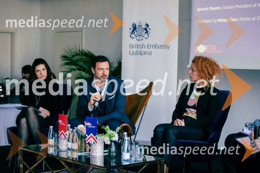 Čaj z razlogom: Reševanje kadrovske sestavljanke v Sloveniji