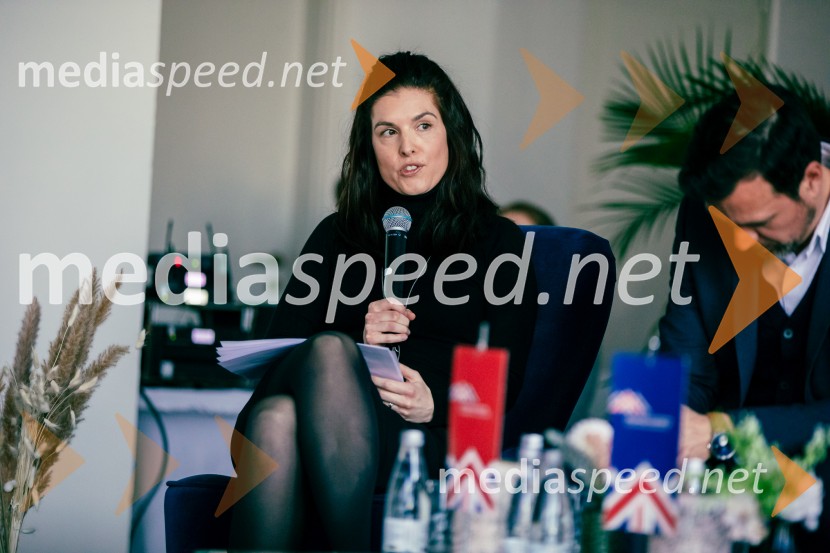 Čaj z razlogom: Reševanje kadrovske sestavljanke v Sloveniji