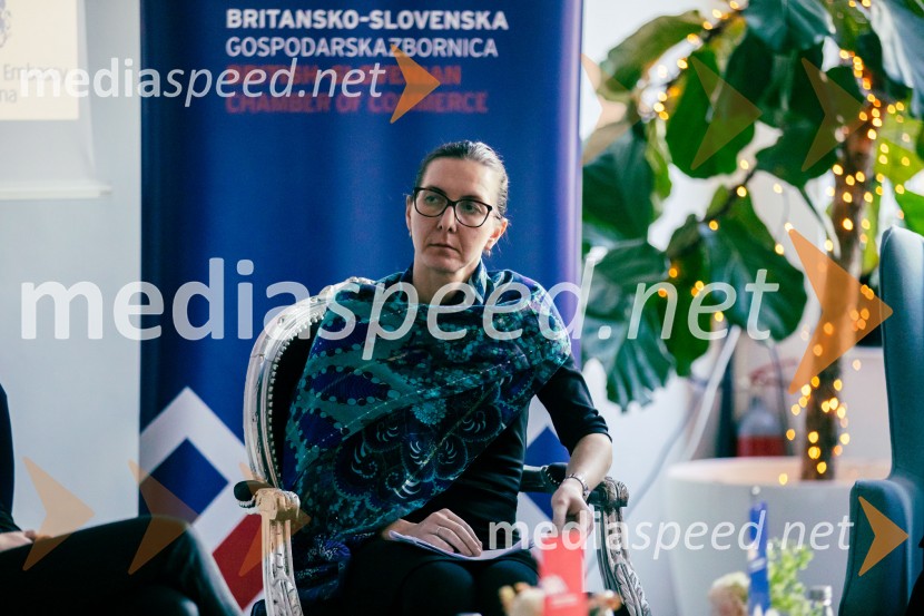 Čaj z razlogom: Reševanje kadrovske sestavljanke v Sloveniji