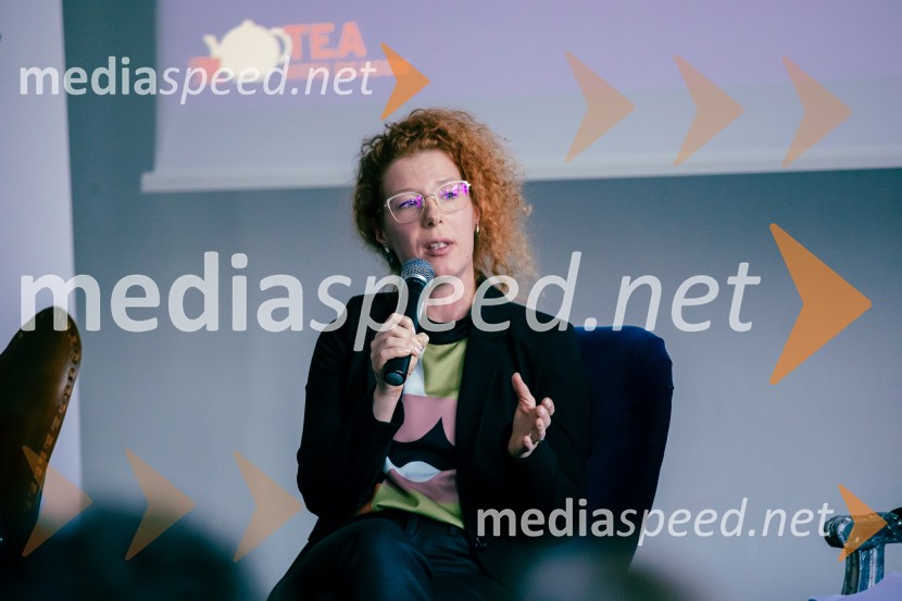 Čaj z razlogom: Reševanje kadrovske sestavljanke v Sloveniji