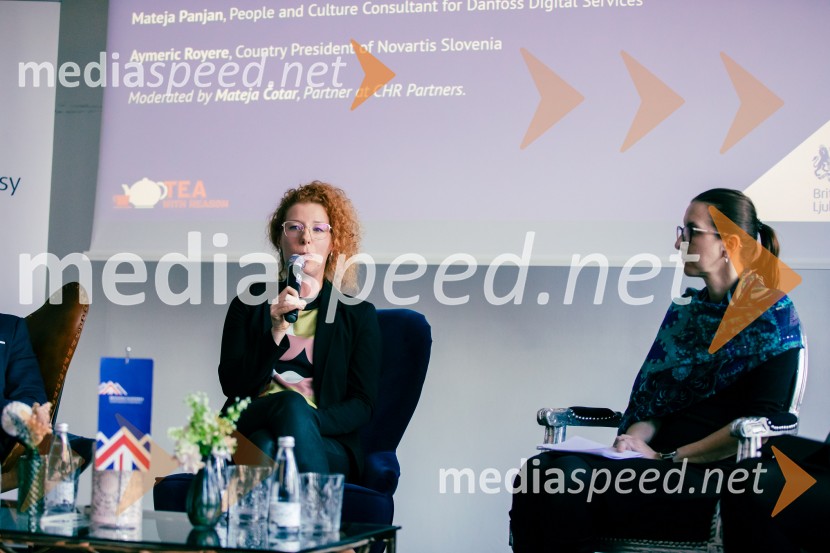 Čaj z razlogom: Reševanje kadrovske sestavljanke v Sloveniji