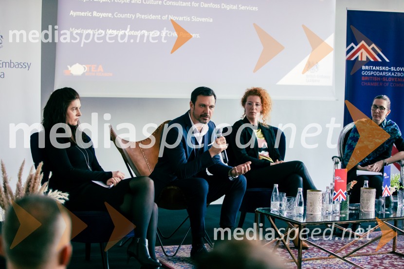 Čaj z razlogom: Reševanje kadrovske sestavljanke v Sloveniji