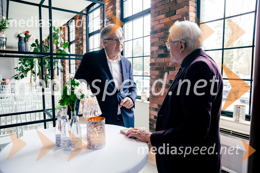 Čaj z razlogom: Reševanje kadrovske sestavljanke v Sloveniji