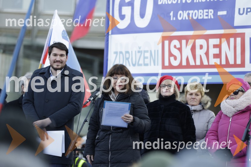 Protest v Ljubljani za pravičnejše plače in delovne pogoje