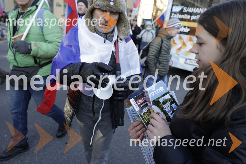 Protest v Ljubljani za pravičnejše plače in delovne pogoje