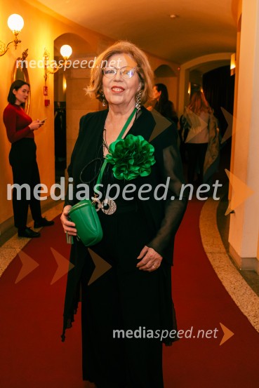 dr. Nada Pavšer, koordinatorka gibanja Povežimo Slovenijo, ustanoviteljica slovenske mreže EkošolHamlet, premiera baleta v SNG Opera in balet Ljubljana
