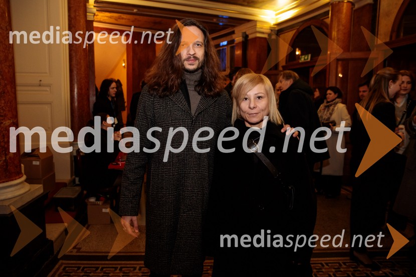  Peter Baroš, direktor kulturno-umetniškega programa Cankarjevega doma;  ... Hamlet, premiera baleta v SNG Opera in balet Ljubljana