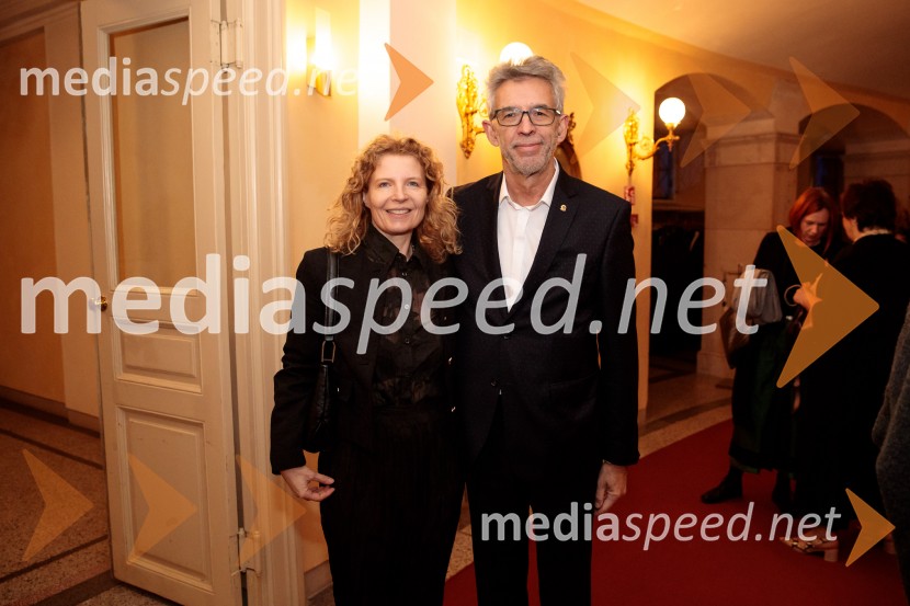 mag. Tadeja Kuhar, predstavnica Državne revizijske komisije za odnose z javnostmi;  Andrej  Kren, direktor PC BrdoHamlet, premiera baleta v SNG Opera in balet Ljubljana