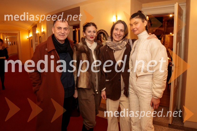  Blaž Peršin, direktor Muzeja in galerije mesta Ljubljane;  Sanja Nešković Peršin, balerina, nekdanji umetniški vodja SNG Opera in baleta Ljubljana ;  ... ;  ... Hamlet, premiera baleta v SNG Opera in balet Ljubljana