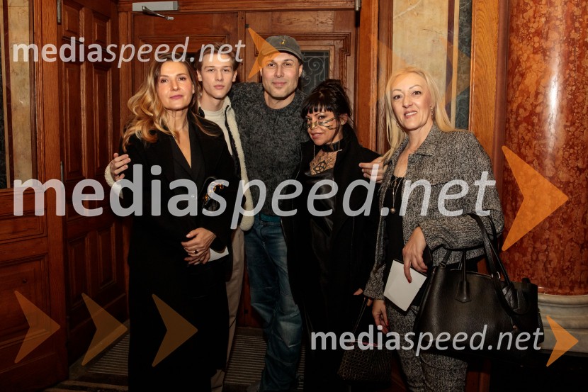  ... ;  ... ;  Leo Mujić, koreograf;  ... ;  ... Hamlet, premiera baleta v SNG Opera in balet Ljubljana