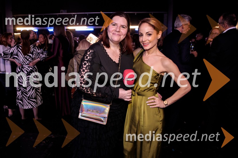  Teja Pelko, novinarka;  Ana Klašnja, balerinaHamlet, premiera baleta v SNG Opera in balet Ljubljana