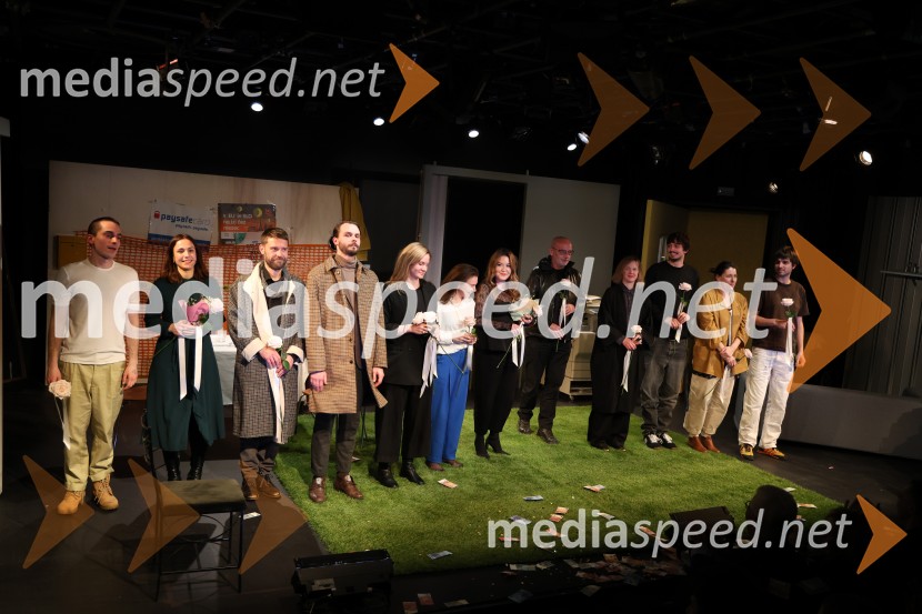 Drama ≈ [približno enako kot], premiera v SNG Maribor