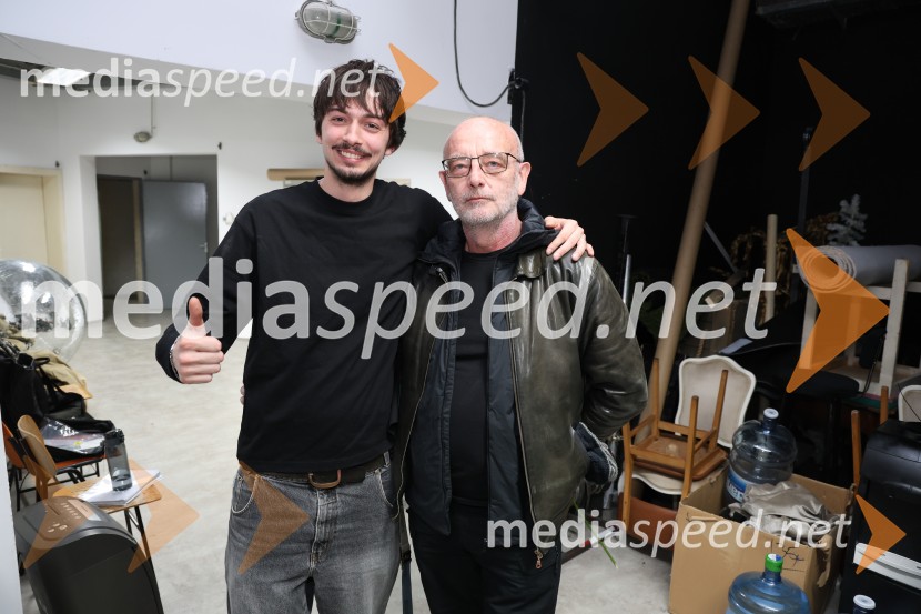  Val Fürst, PTČ;  Andrej  Hajdinjak, oblikovalec svetlobeDrama ≈ [približno enako kot], premiera v SNG Maribor