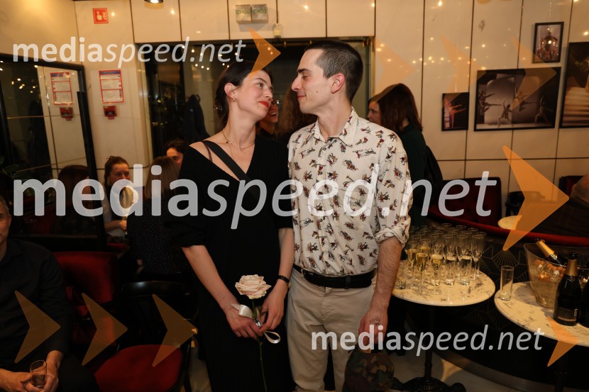  Lea Mihevc, igralka;  Petja Labović, igralecDrama ≈ [približno enako kot], premiera v SNG Maribor