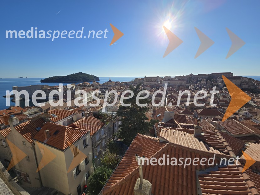 Dubrovnik, biser Jadrana s sredozemskim šarmom