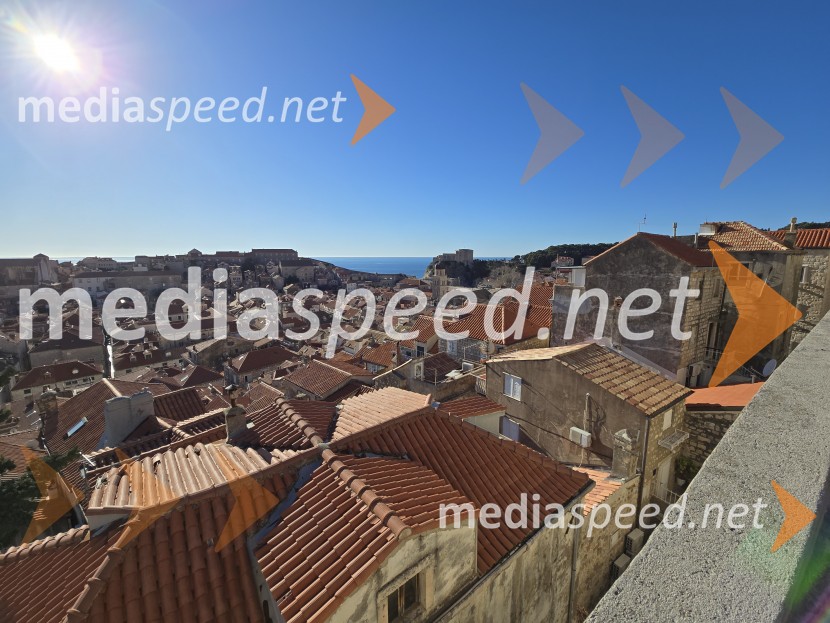 Dubrovnik, biser Jadrana s sredozemskim šarmom