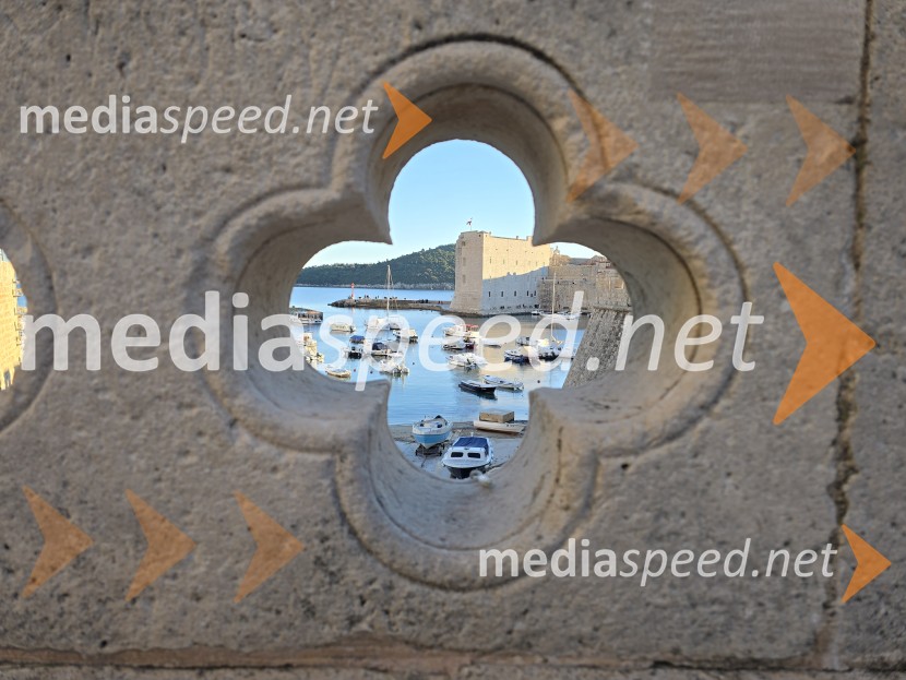 Dubrovnik, biser Jadrana s sredozemskim šarmom