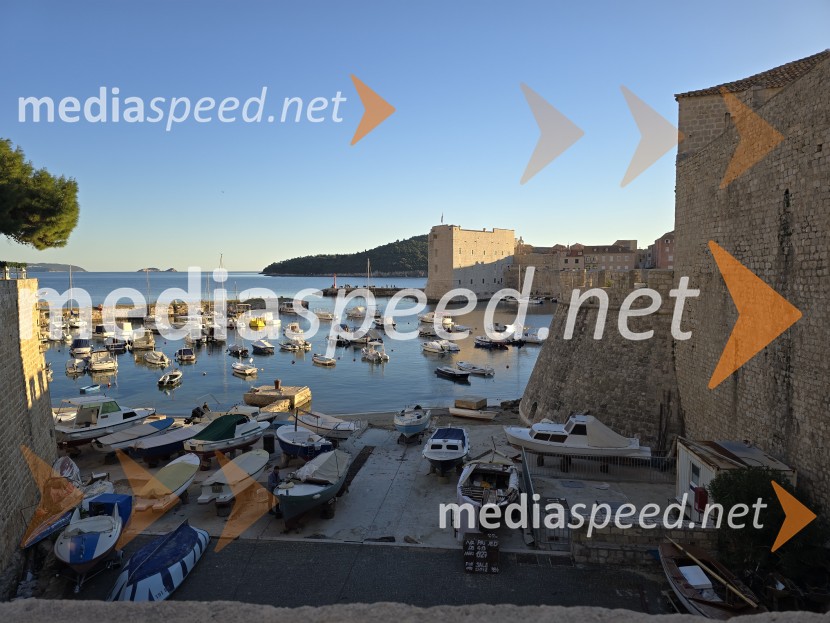 Dubrovnik, biser Jadrana s sredozemskim šarmom