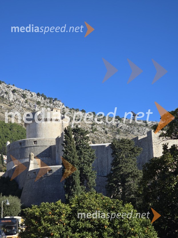 Dubrovnik, biser Jadrana s sredozemskim šarmom