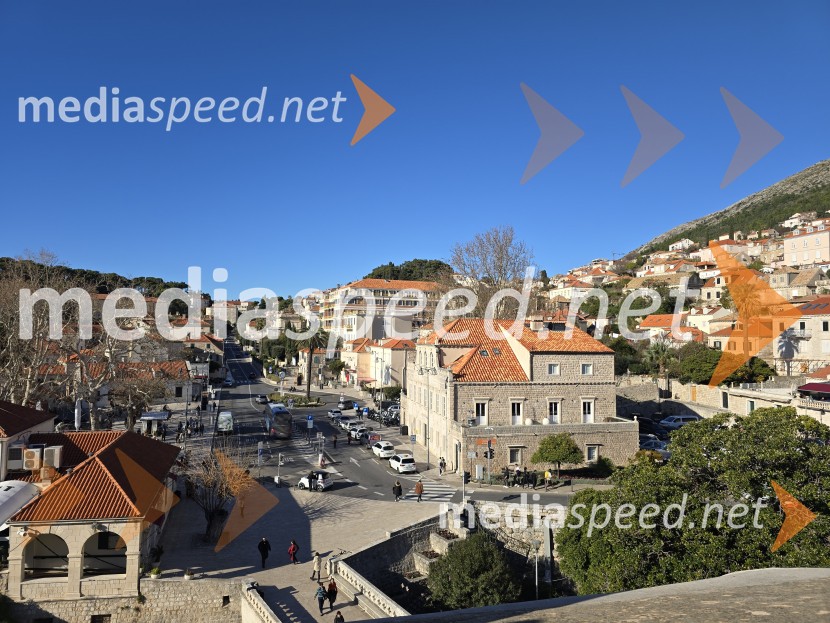 Dubrovnik, biser Jadrana s sredozemskim šarmom