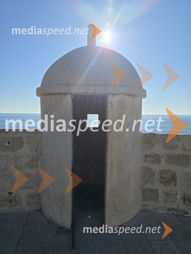 Dubrovnik, biser Jadrana s sredozemskim šarmom